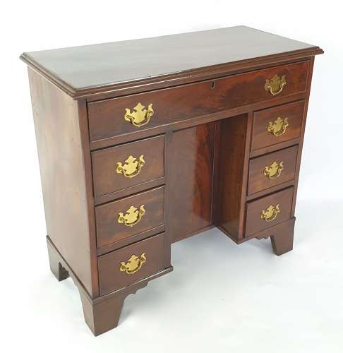 Kneehole Desk