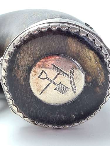 Horn Snuff Mull