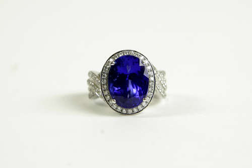 Tanzanite & Diamond Dress Ring