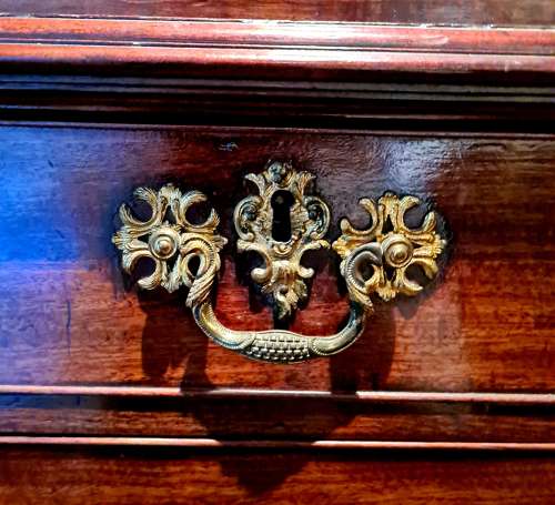 A George III Linen Press