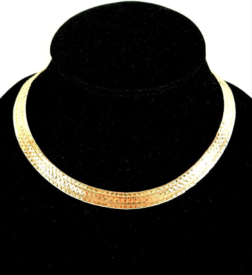 Gold Collar