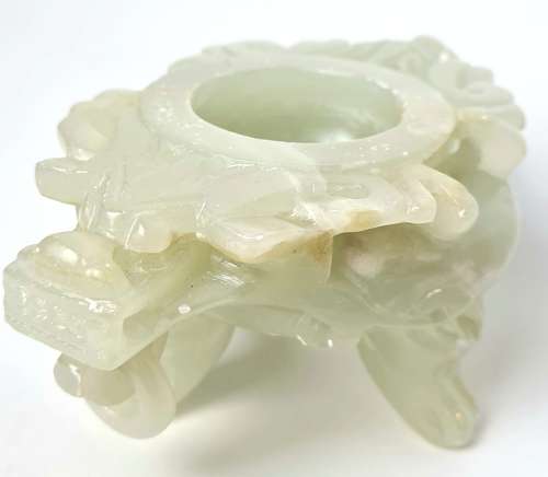 Jade Urn