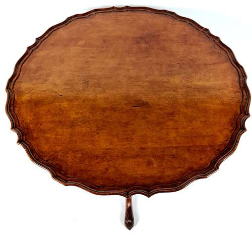 Snap Top Pie Crust Tripod Table