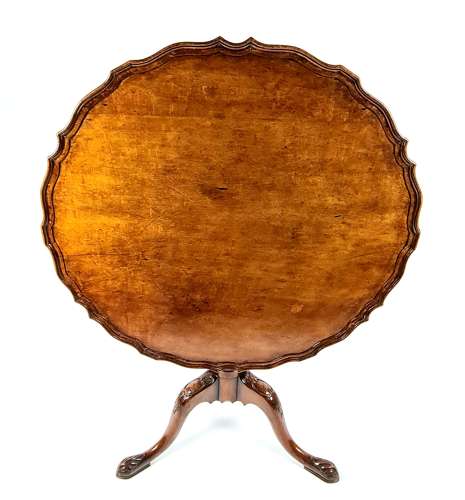 Snap Top Pie Crust Tripod Table