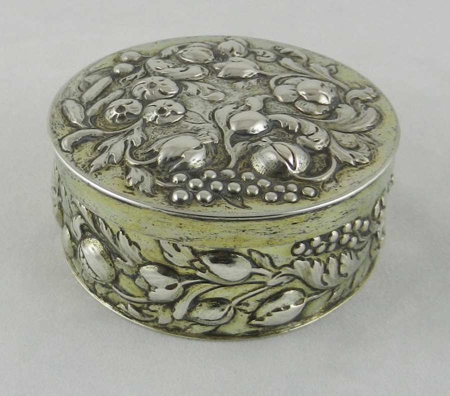 Early 18th Century Silver Gilt Box