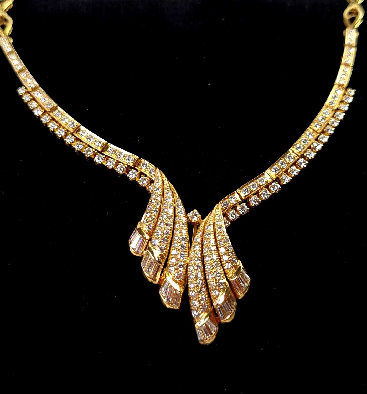 Diamond Fancy Necklace