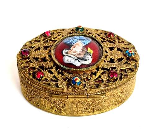 Snuff Box