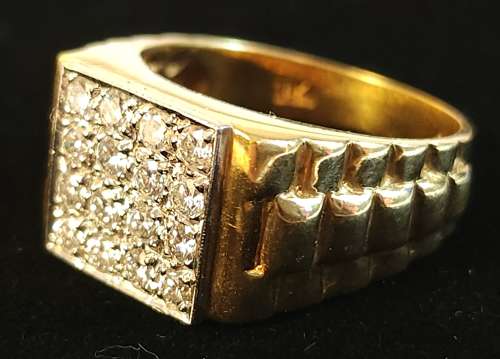 16 Stone Diamond Ring