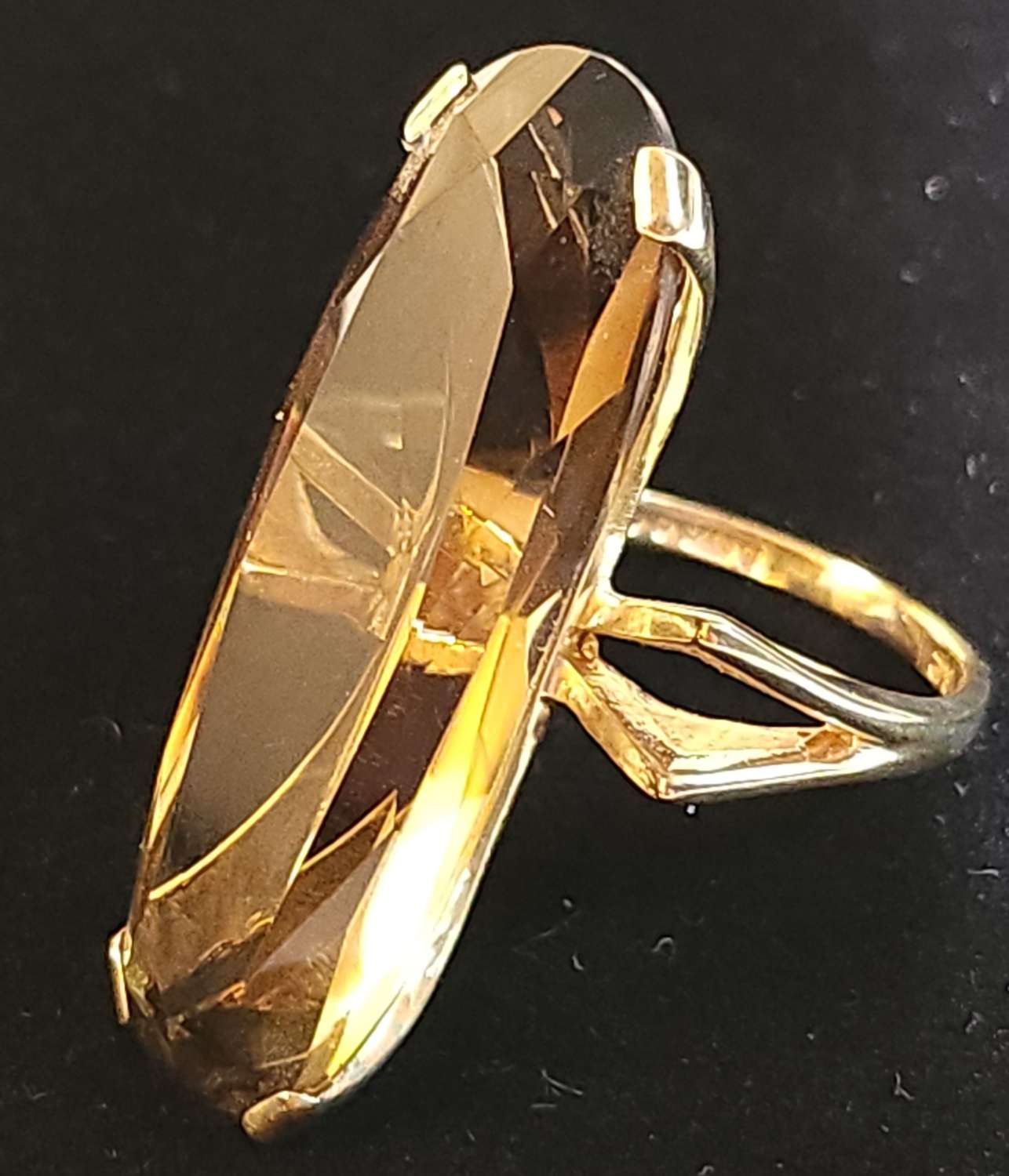 Elegant Citrine Dress Ring