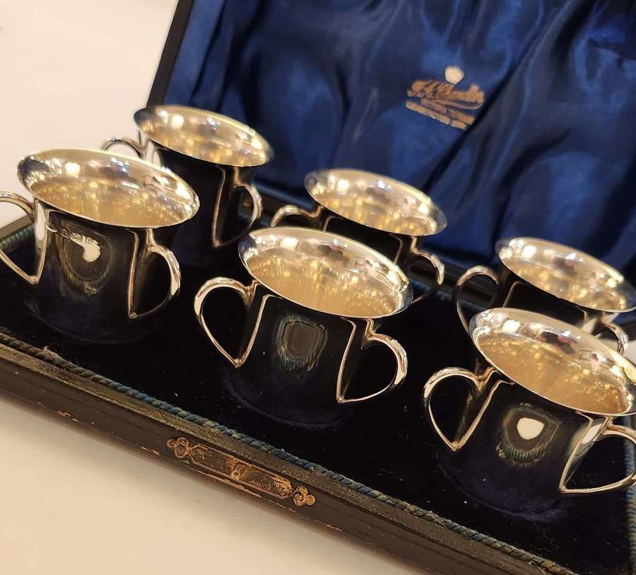 Cased Set of 6 Silver loving cups