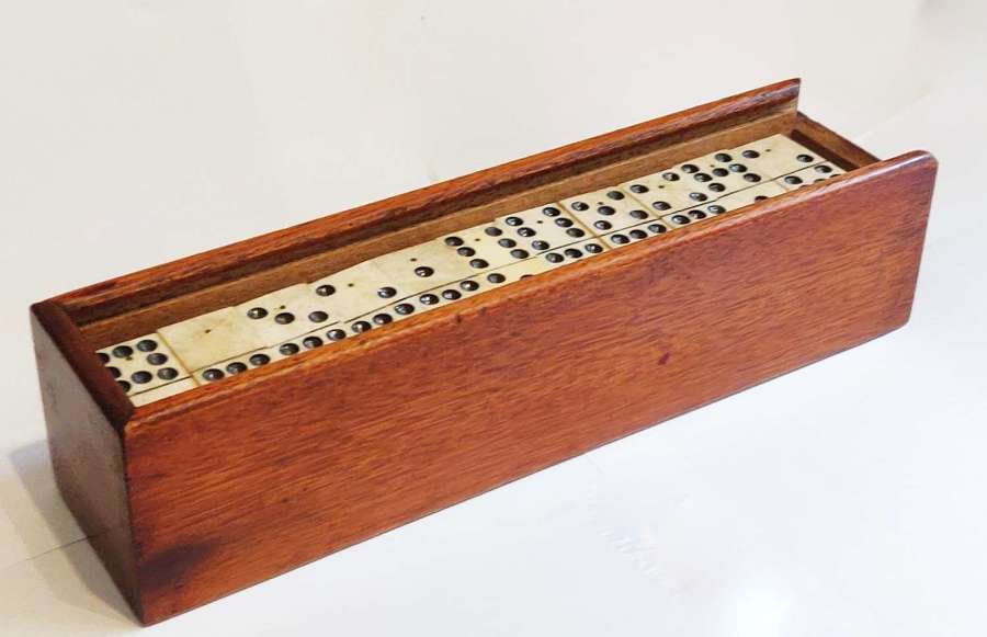 55 Piece Domino Set