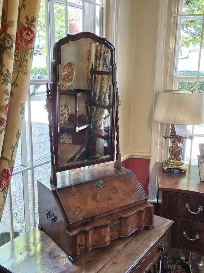 Superb Queen Anne Dressing Table Mirror
