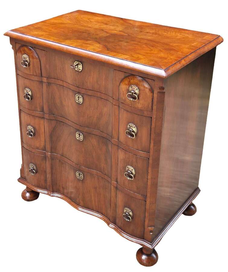 Exceptional Quality Walnut Chest of Drawers